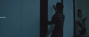   /  