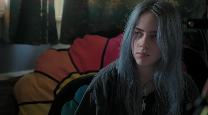 Blue billie eilish перевод. Билли Айлиш. Билли Айлиш 2021. Билли Айлиш 1. Билли Айлиш фотосессия 2021.