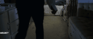  :  